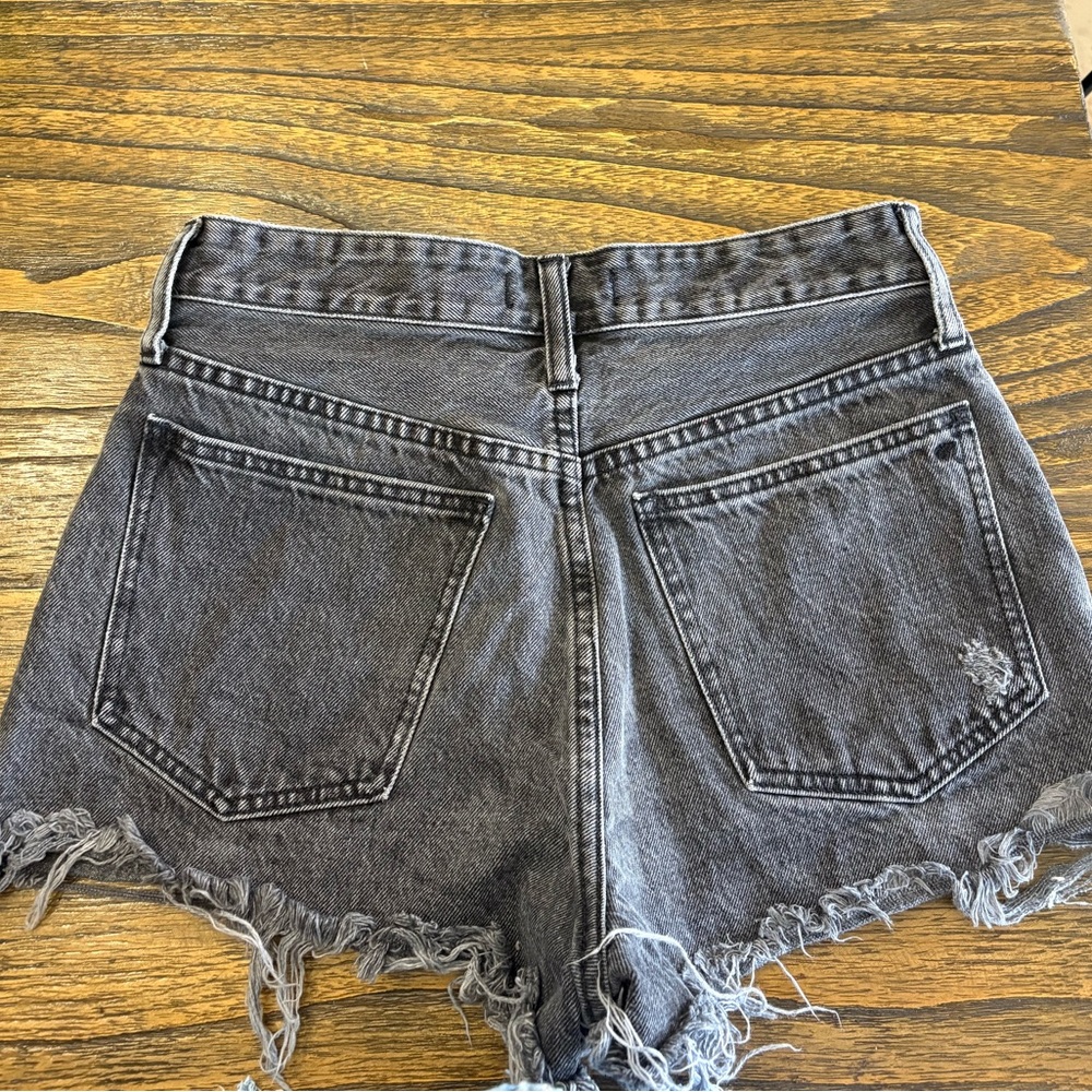 Madewell High-Waist Black Denim Cut-Off Shorts - Picture 2 of 4